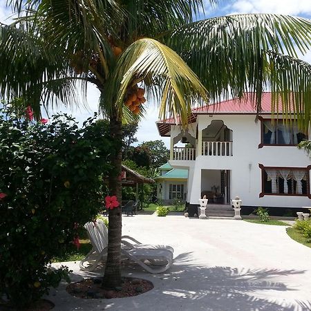 Zanboza Guesthouse La Digue  Extérieur photo