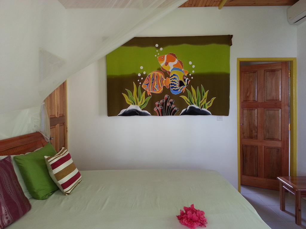 Zanboza Guesthouse La Digue  Chambre photo