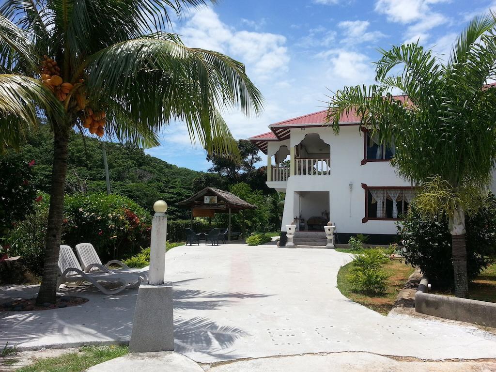 Zanboza Guesthouse La Digue  Extérieur photo
